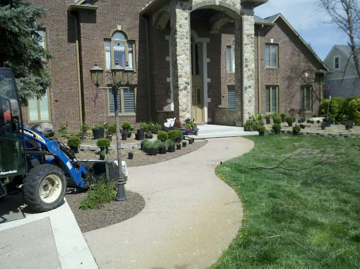 Parks Outdoor Maintenance Picture 3