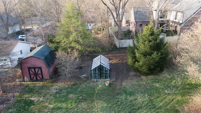 Max's LLC Picture 10