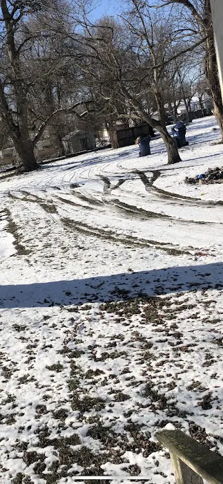 Schroeder Lawn & Landscape Picture 1