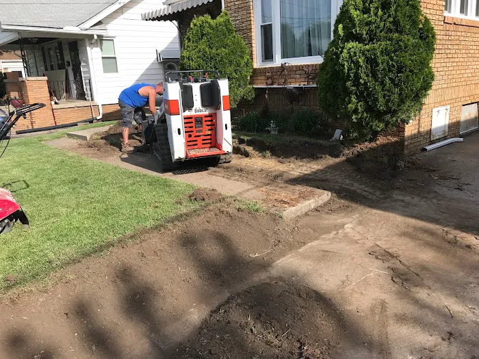 Cuttin' It Close Lawn Care Inc. Picture 10