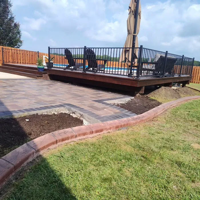 Cuttin' It Close Lawn Care Inc. Picture 9