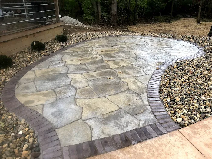 Peters Landscaping Inc. Picture 4