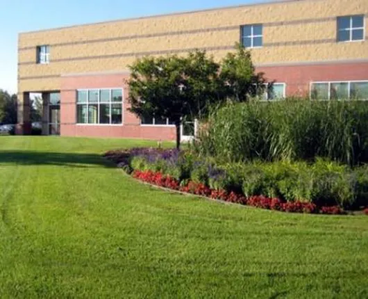 Michiana Commercial Landscaping Picture 3