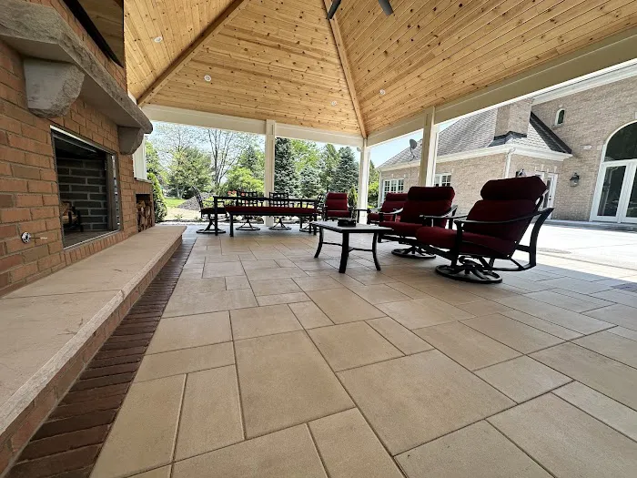 Custom Outdoor Living Inc. Picture 2