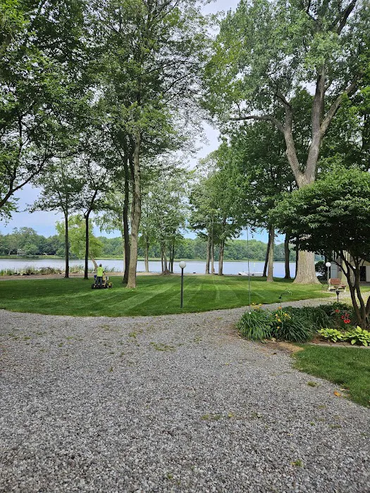 Penn Brothers Lawn and Landscaping LLC Picture 3