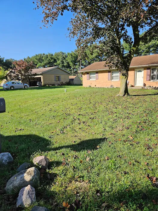 Penn Brothers Lawn and Landscaping LLC Picture 1