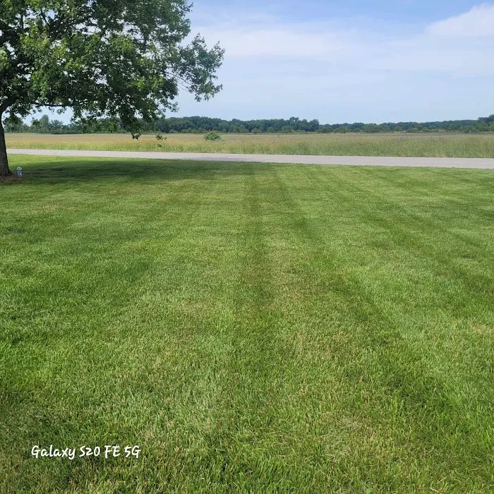 Penn Brothers Lawn and Landscaping LLC Picture 2