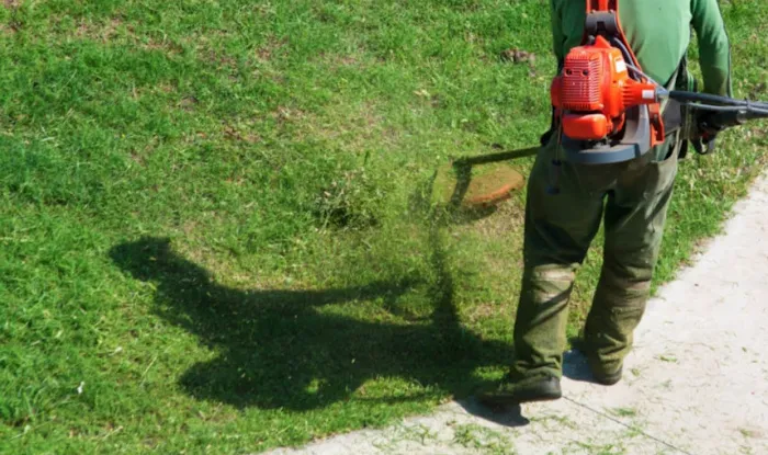 Joe's Lawn Care Service Picture 5