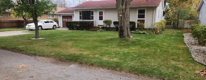 Joe's Lawn Care Service Picture 6