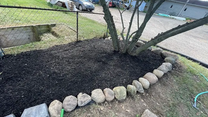 Gonzalez Lawn Care Services, LLC Picture 2