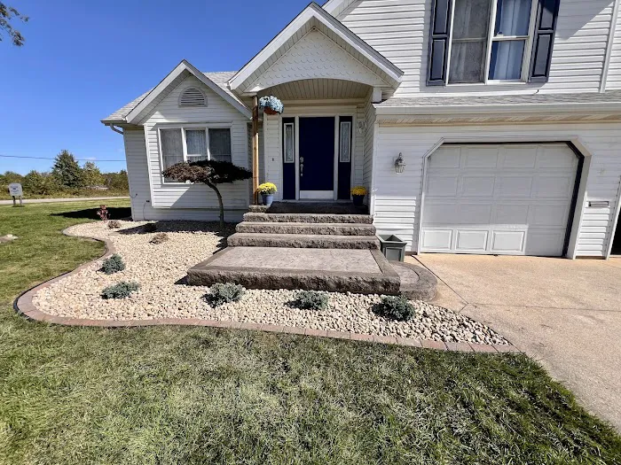 FFL Landscaping LLC Picture 7
