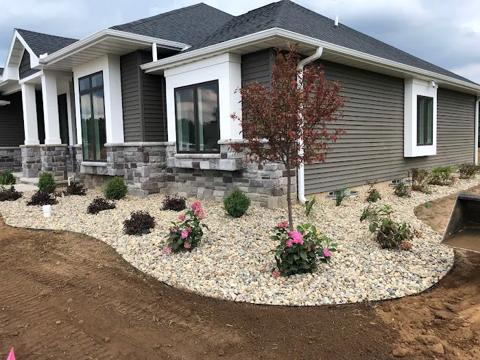 Grow Pros Lawn Care Picture 3