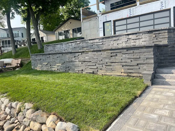 Grow Pros Lawn Care Picture 2