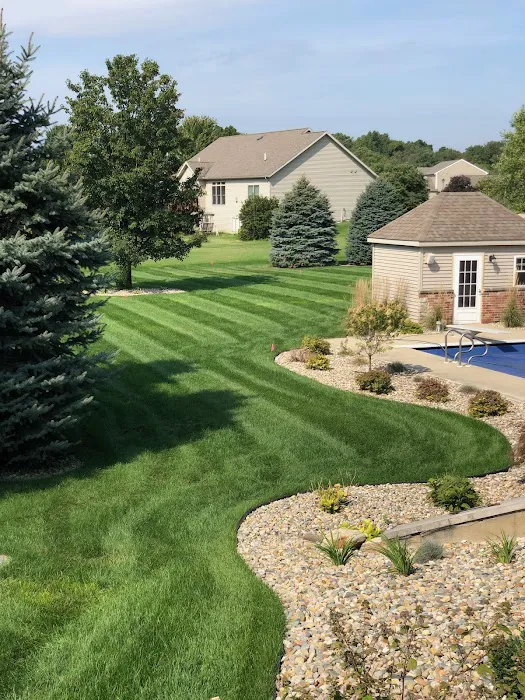 Grow Pros Lawn Care Picture 10