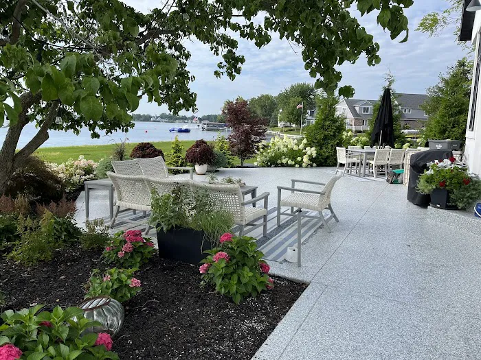 Dynamic Landscaping Picture 10