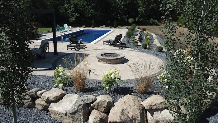 Stutzman Landscaping LLC Picture 7
