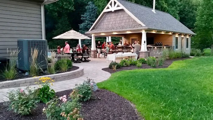 Dave's Lawnscaping Picture 2
