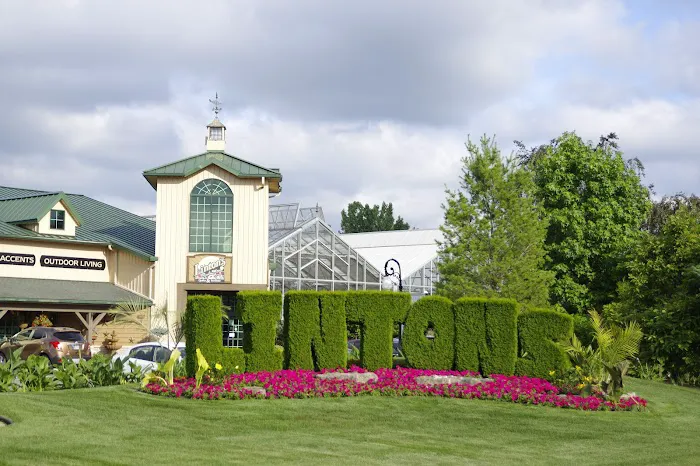 Linton's Enchanted Gardens Picture 2