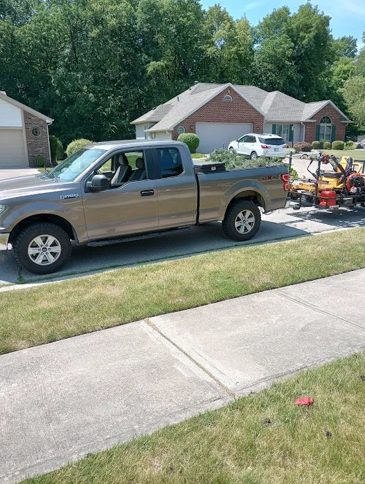MM Outdoor Service,LLC Picture 2