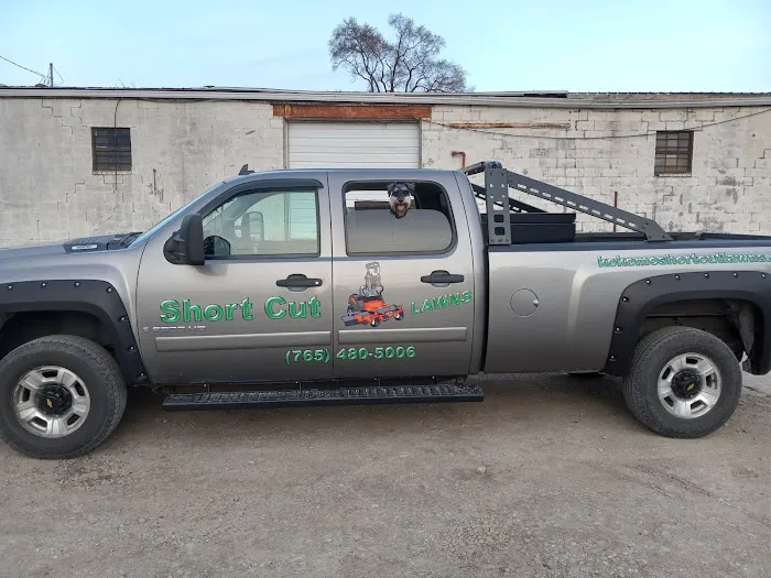 Short Cut Lawn Care Kokomo Picture 9
