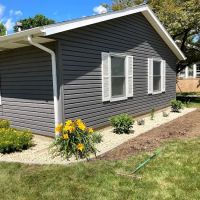 Reust Lawn Care & Landscaping Inc ico