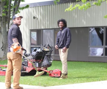 Sparrow Lawn Care Freeport