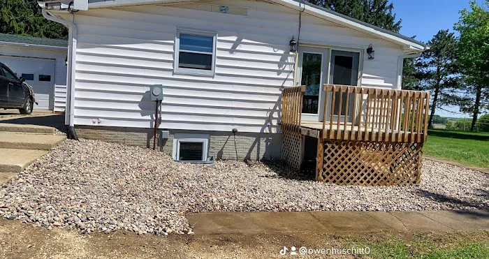 Pinnacle Outdoor Services LLC Picture 8