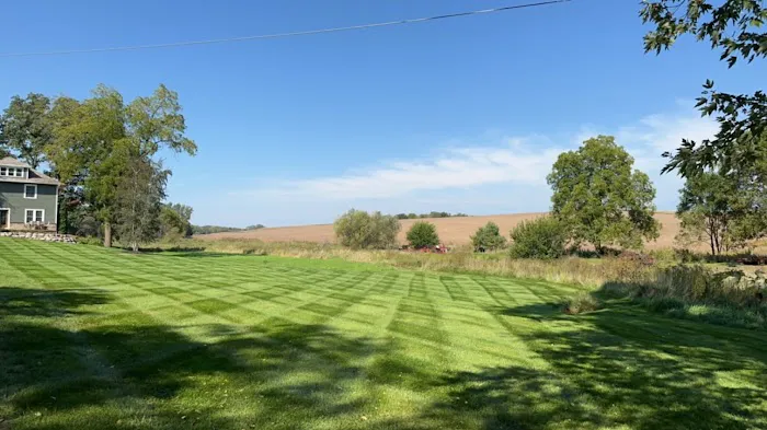Pinnacle Outdoor Services LLC Picture 10