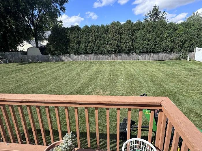 Bettendorf Lawn Care, LLC Picture 7
