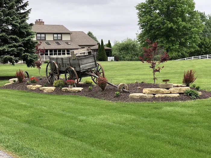 Top Notch Grounds Maintenance Picture 1
