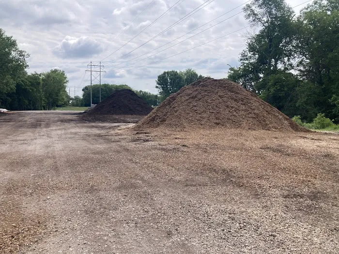 QC Mulch Depot Picture 7