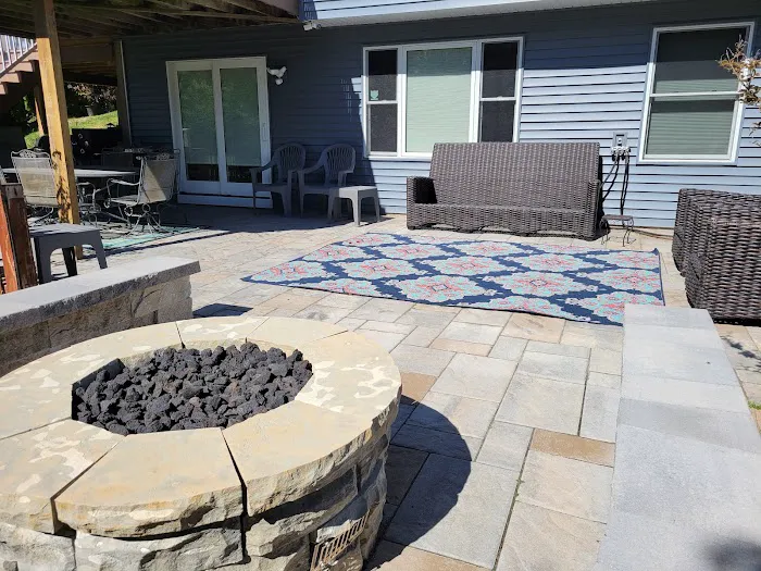 Earthworks Nursery & Design Picture 2