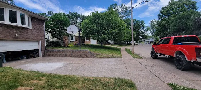 American Landscaping and Maintenance LLC Picture 8