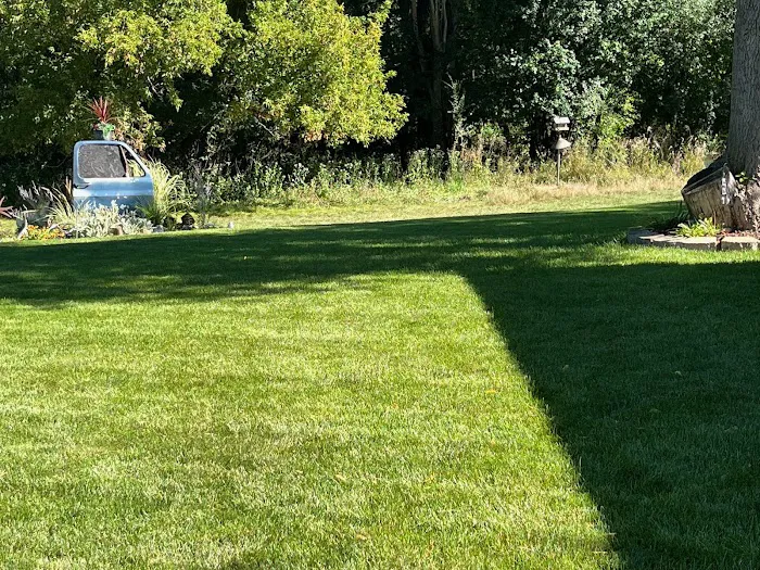 Naturescape Lawn and Landscape Care Picture 2