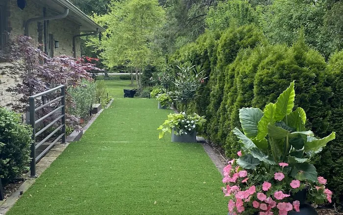 Milwaukee Landscape & Design Picture 3