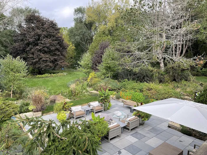 Milwaukee Landscape & Design Picture 6