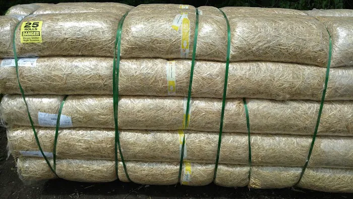 Bags and Bulk Landscape Supply Yard Picture 6