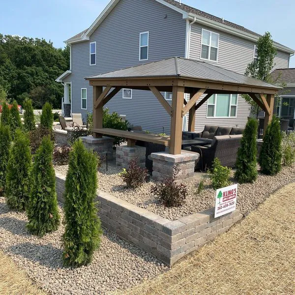 Kling's Lawn & Landscape Picture 4