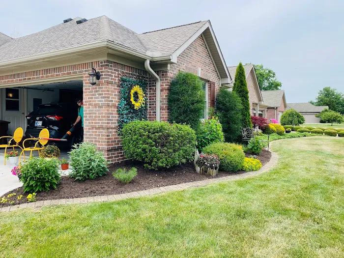 1st Choice Lawn Care Picture 1