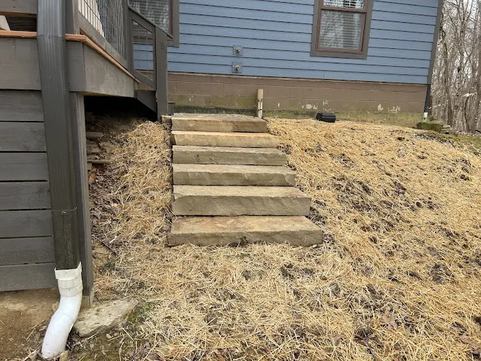 Thrasher Landscape, Inc. Serving Bloomington, IN Picture 1