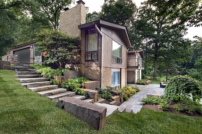 Bloomington Landscape Construction, LLC Picture 7