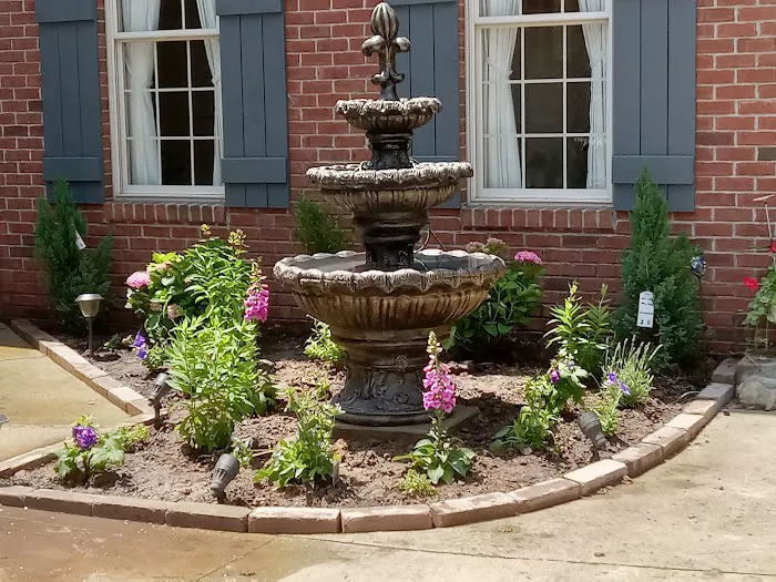 1040 Hardscape & Landscaping Picture 9