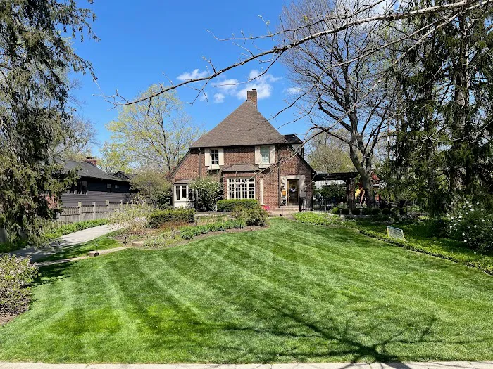 Blue Duck Lawn Care Picture 8