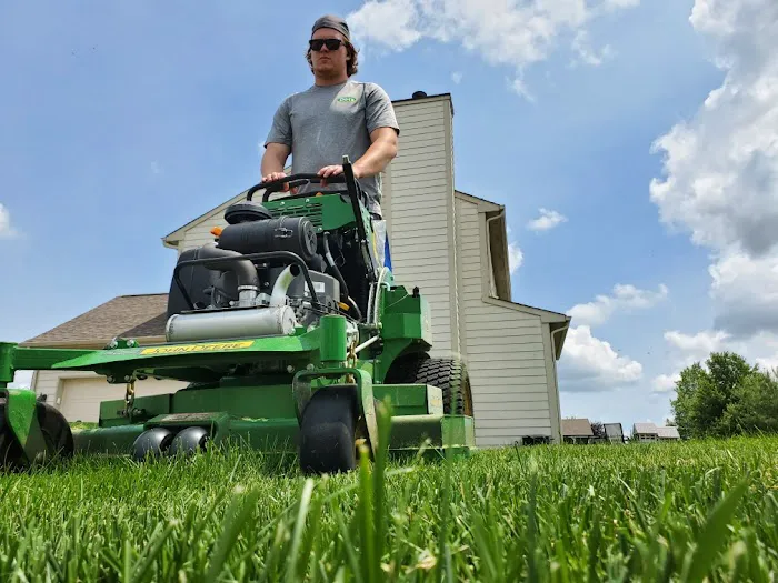 Dot's Plots & Lawns LLC Picture 1