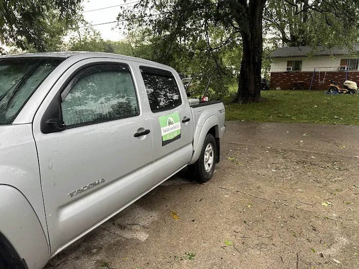 True Cut Lawn Care LLC Picture 7