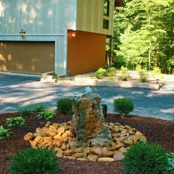 Wells Lawn Care & Landscaping Picture 4