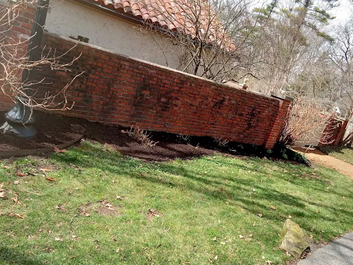 Southward & Sons Landscaping Picture 5