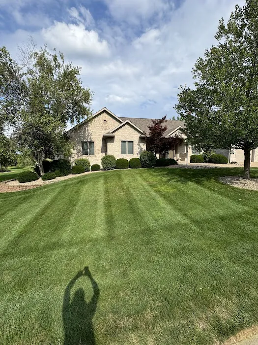 Premier Landscape Services LLC Picture 2