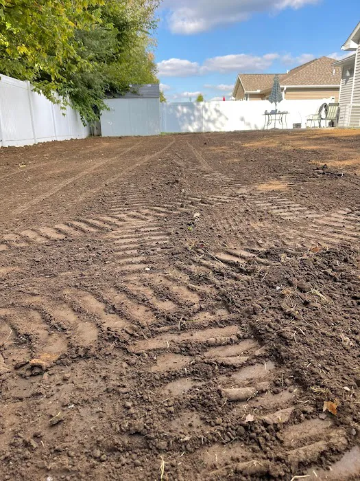 Premier Landscape Services LLC Picture 4