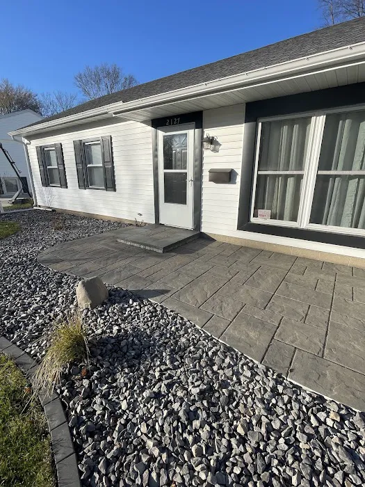 Premier Landscape Services LLC Picture 9